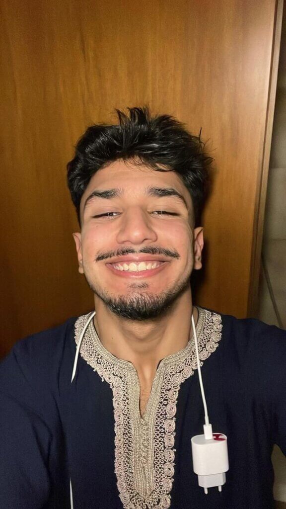 How a Moroccan man flirt pic 2